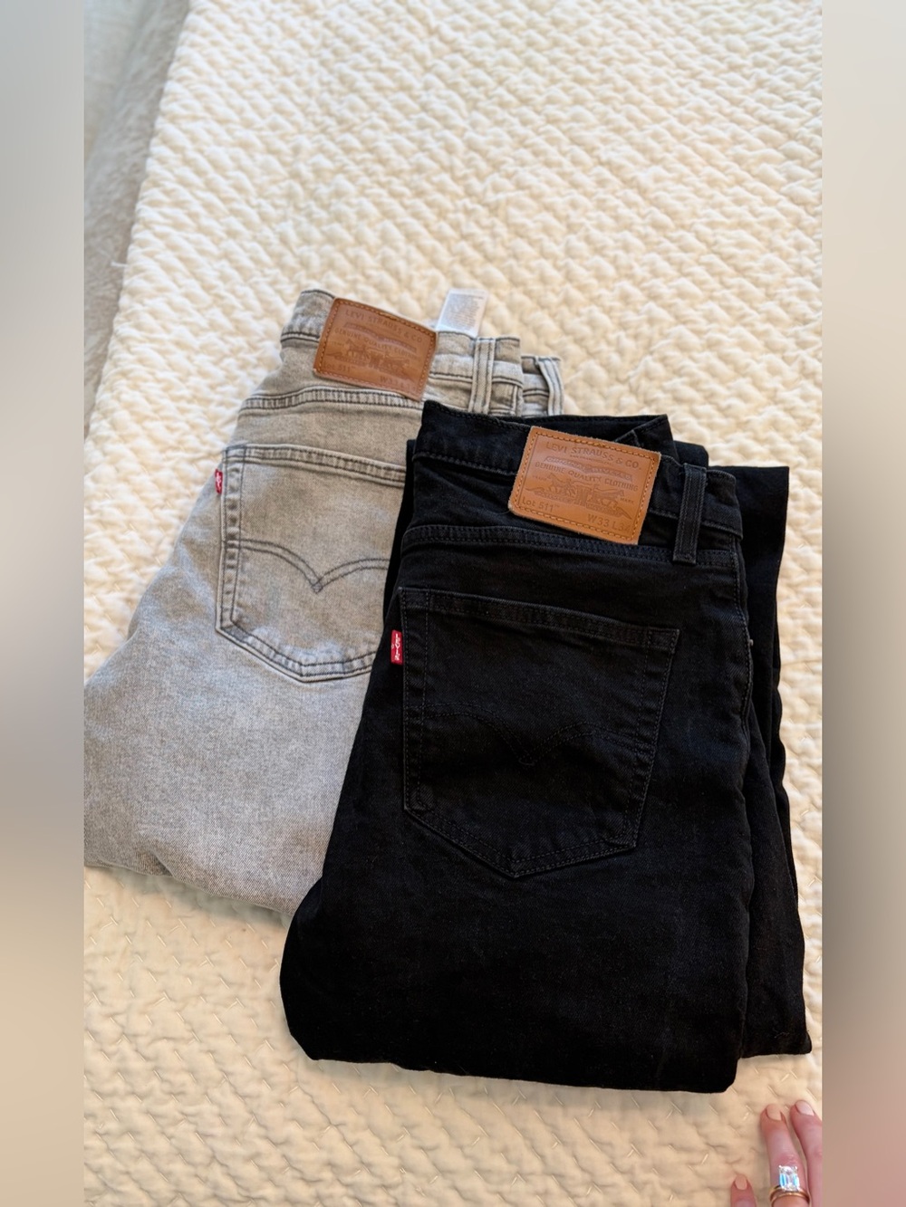 2 PAIRS Levi's Men’s Jeans 511 33/34 Lot - Black and Light Grey